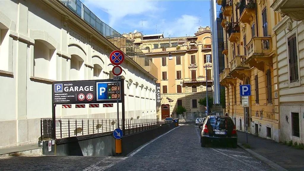 Cagliari House Bed & Breakfast Rome