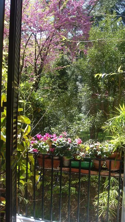 Cagliari House Bed & Breakfast Rome