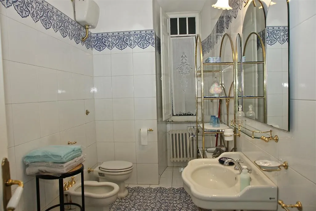 Cagliari House Bed & Breakfast Rome