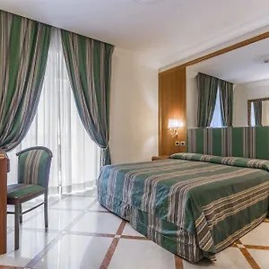 Hotel Raeli Regio, Roma